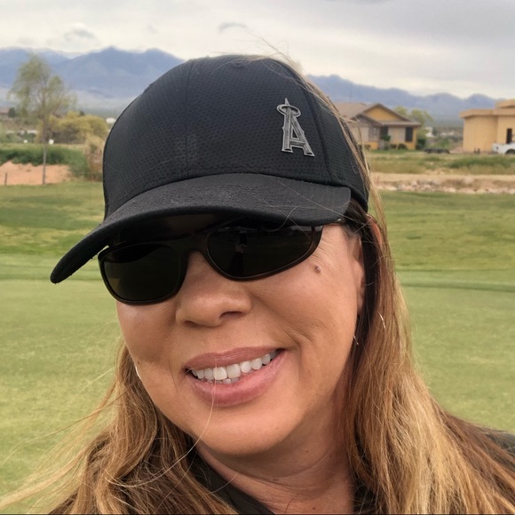 Meet your Posher, J - Picture 1 of 1